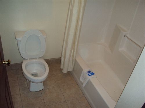 Texas Inn And Suites Lufkin Extérieur photo